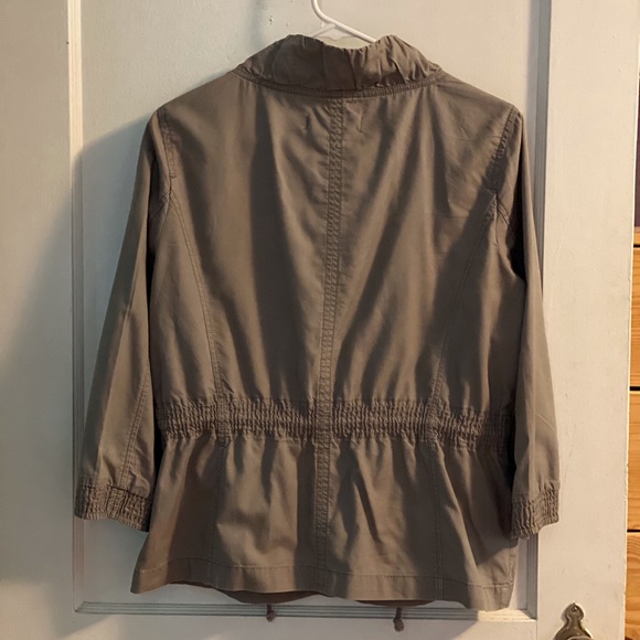 LOFT gray jacket with 3/4 length sleeves - Picture 2 of 3